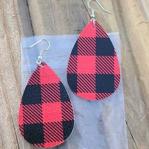 Buffalo Check Earrings in Red & Black